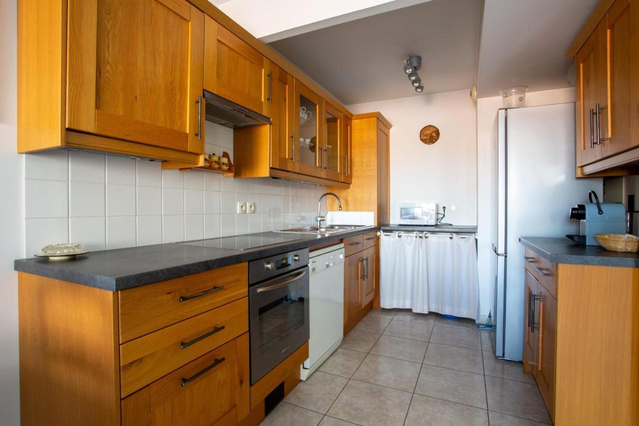 ניס Apartment With Sea View With Two Bedrooms מראה חיצוני תמונה