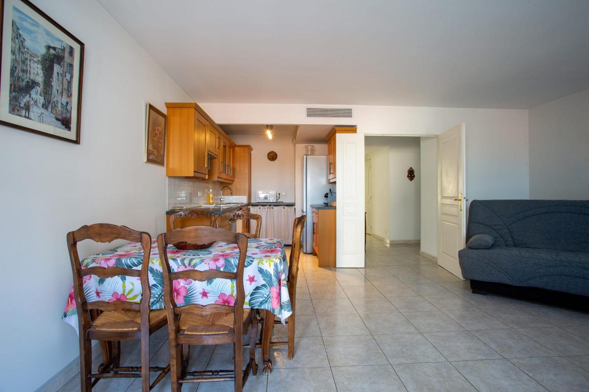 ניס Apartment With Sea View With Two Bedrooms מראה חיצוני תמונה